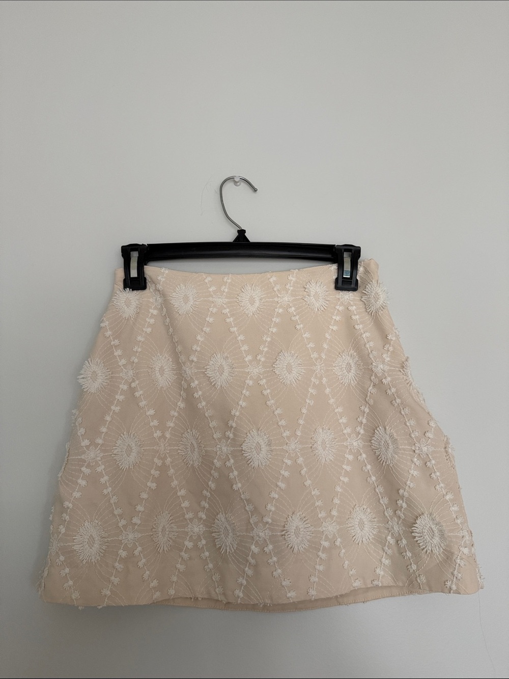 Zara Cream Embroidered A-Line Skirt